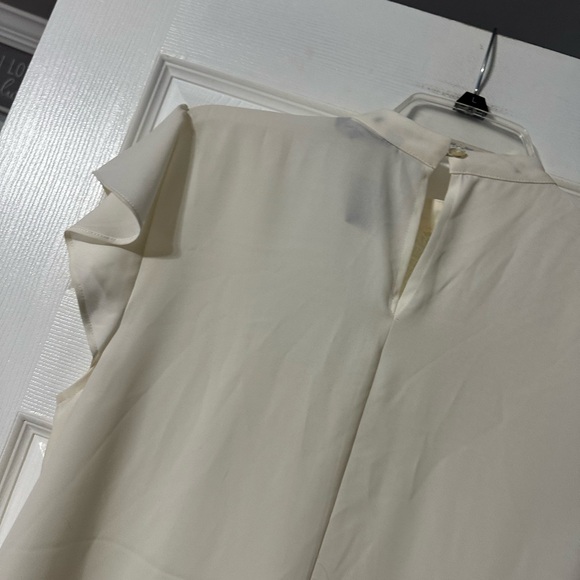 NWT Expresss Crocheted Lace Front Blouse - Picture 10 of 16